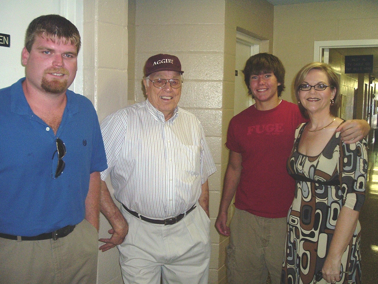 'Meet & Greet' Held Tuesday Night August 19th, 2008 photo 7 of 17