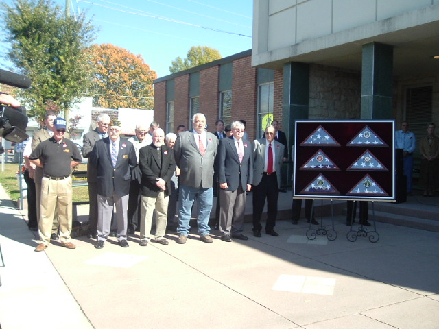 VETERANS' MEMORIAL SERVICE HELD Wed. Nov. 5, 2008 photo 2 of 4
